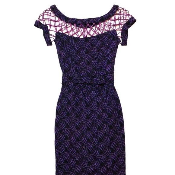 Tatyana Dresses & Skirts - NWT Tatyana Wiggle dress